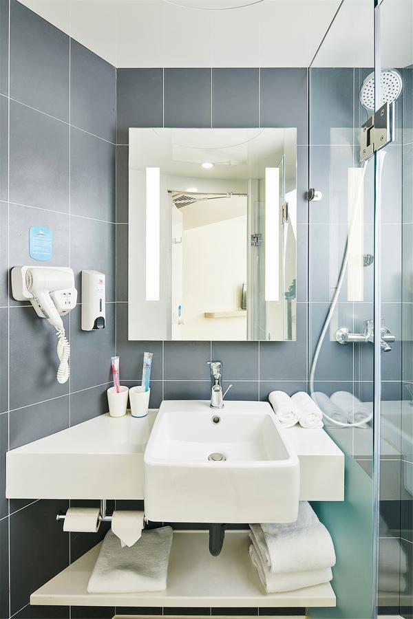 Hanting Hotel Zhuhai Qinglu Middle Road Buitenkant foto